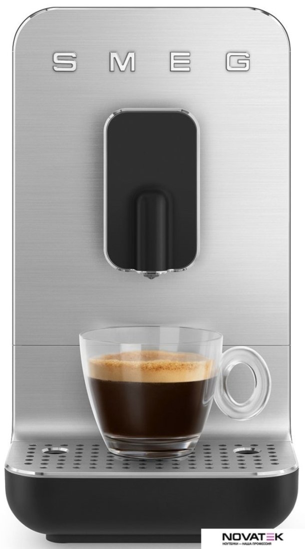 Эспрессо кофемашина Smeg BCC01BLMEU