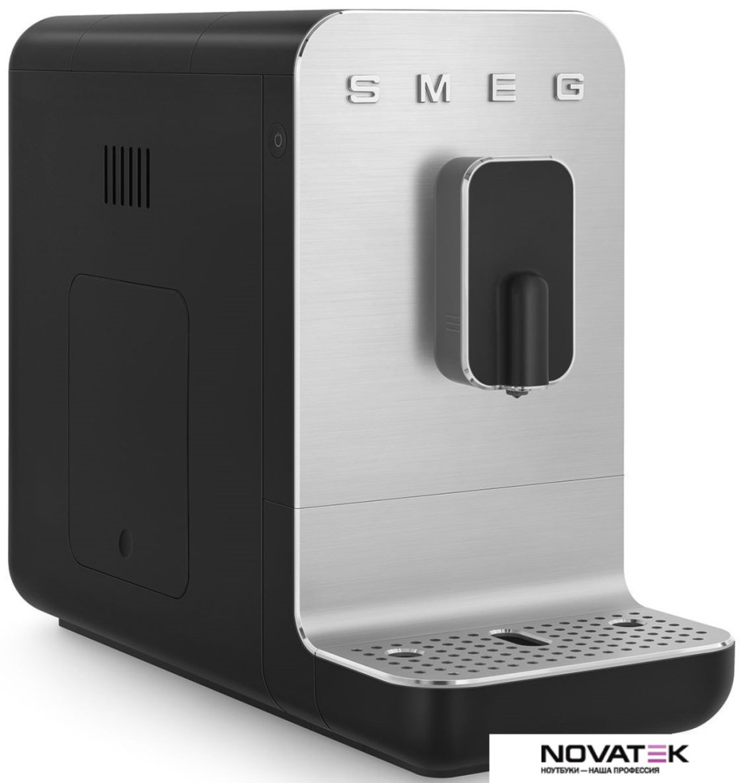 Эспрессо кофемашина Smeg BCC01BLMEU