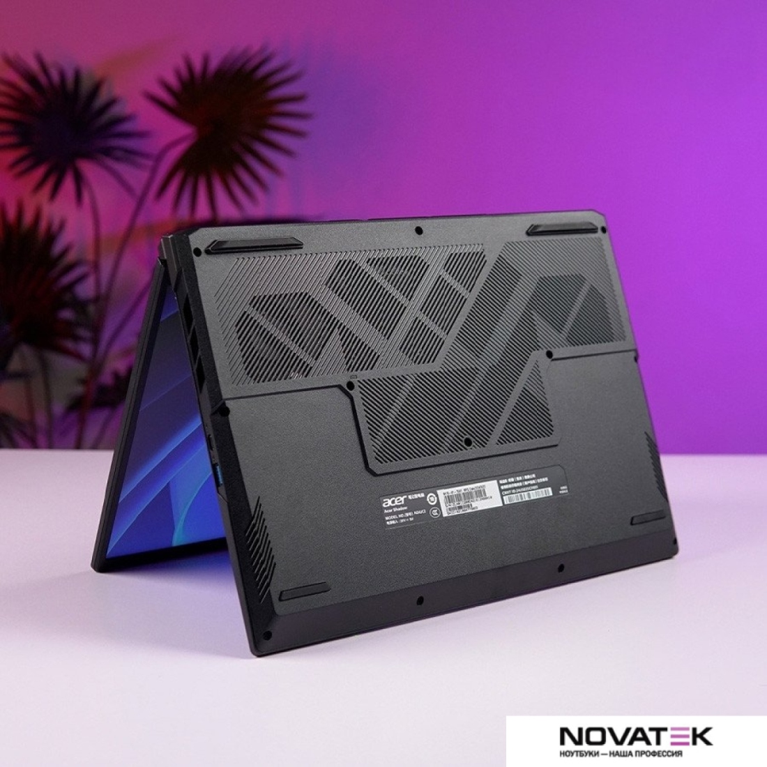 Игровой ноутбук Acer Shadow SH16-74-7G42 ZN.N01CQ.018