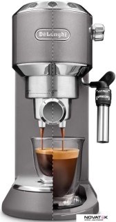 Рожковая помповая кофеварка DeLonghi Dedica Metallics EC785.GY