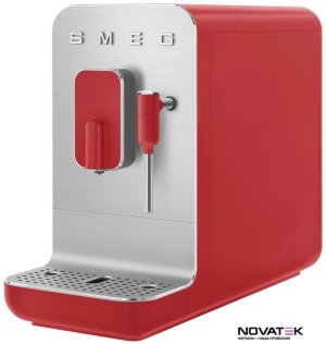 Эспрессо кофемашина Smeg BCC02RDMEU