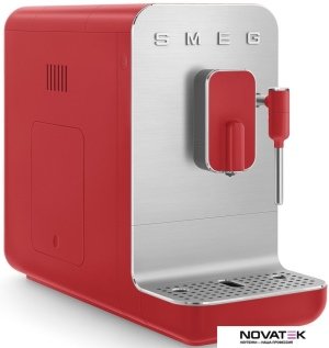 Эспрессо кофемашина Smeg BCC02RDMEU